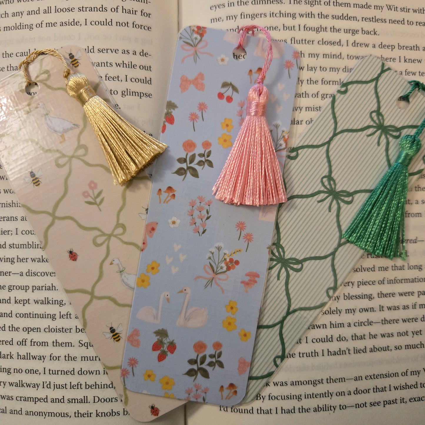 Green Bow Bookmark with Tassel