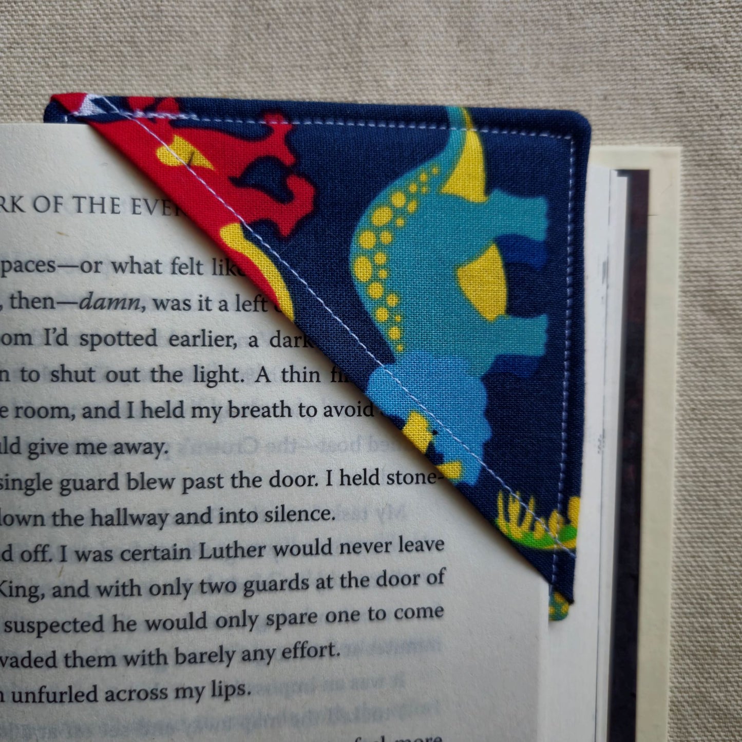 CORNER BOOKMARK IN CHILDREN PRINT