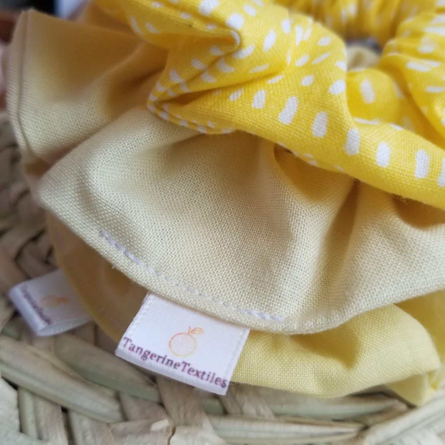 Scrunchie in Butter