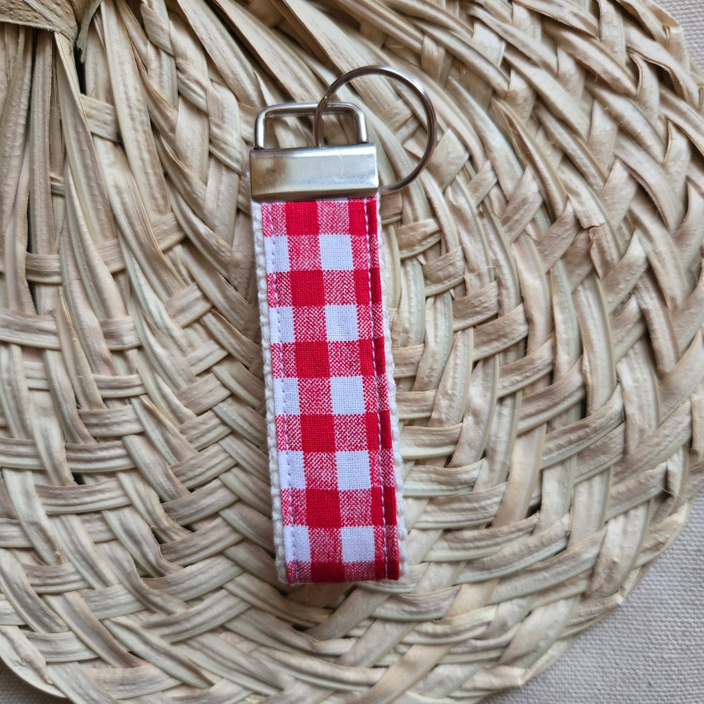 Keyfob in red and white gingham