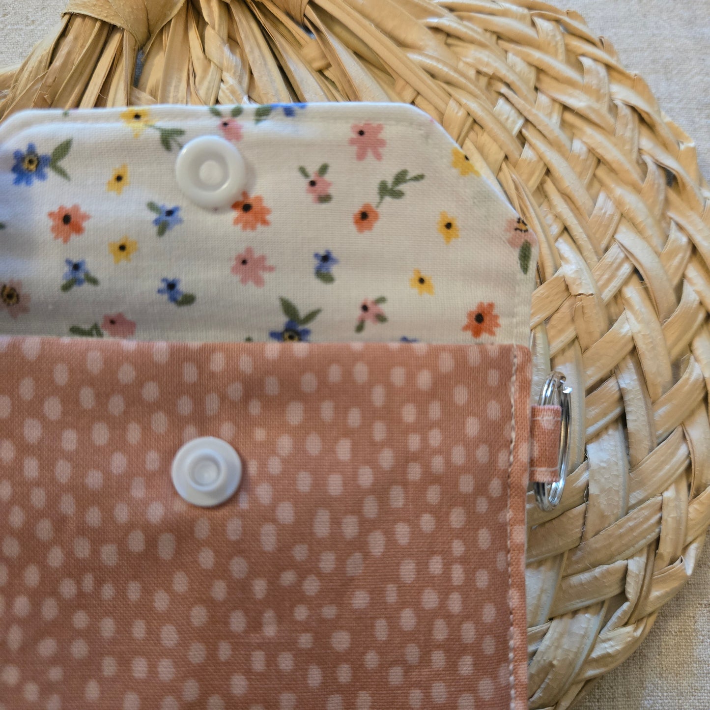 Original Keychain Wallet In Mauve with dots