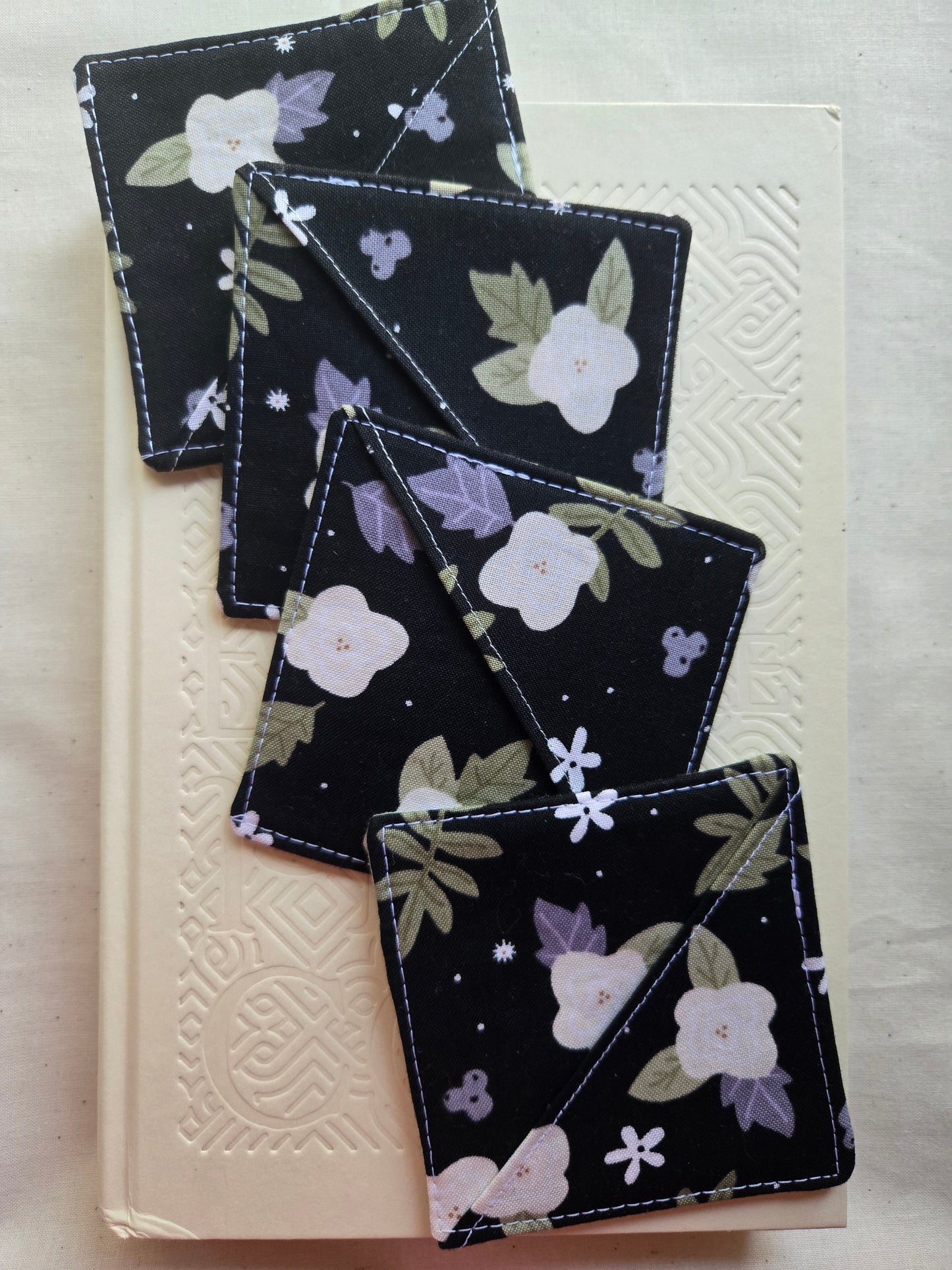 Corner Bookmark in Midnight Floral