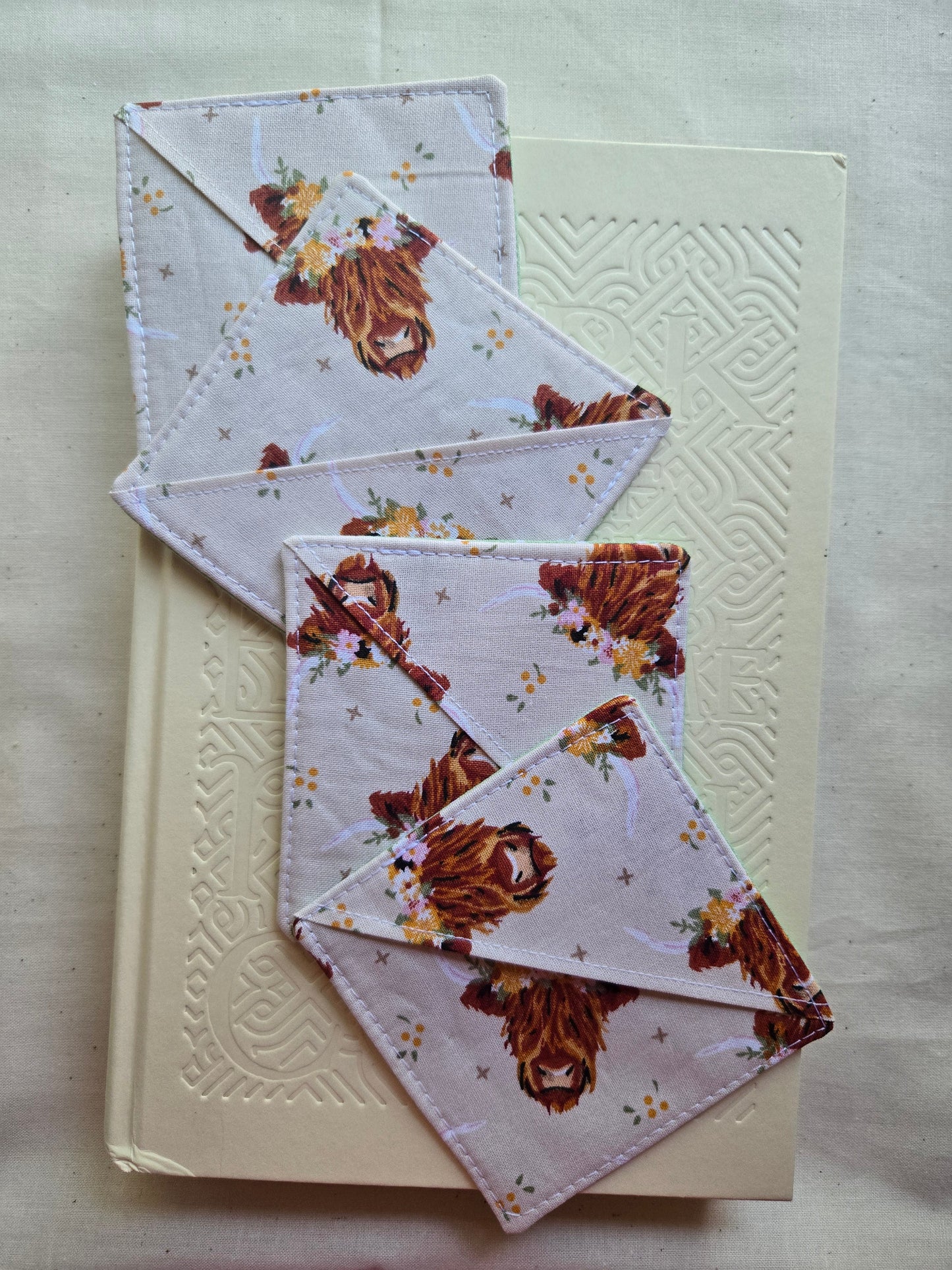 Bulk Order Corner Bookmark in Highland Cow