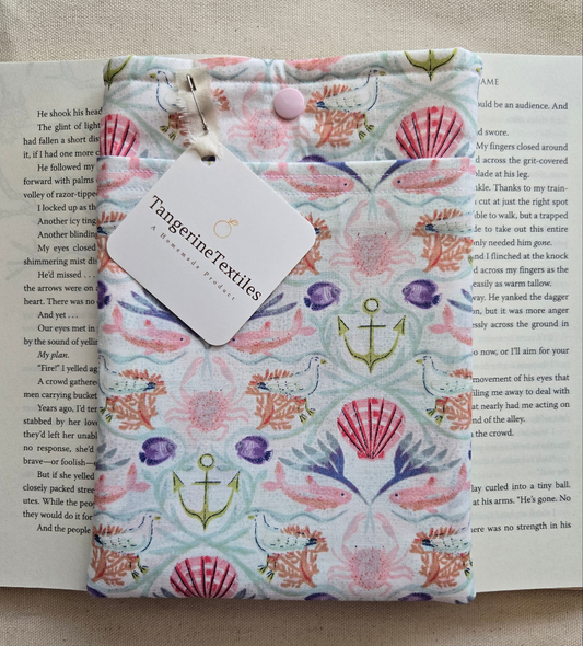 KINDLE SLEEVE IN UNDER THE SEA WATERCOLOR