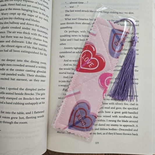 TRADITONAL BOOKMARK IN HEART LOLLIPOPS