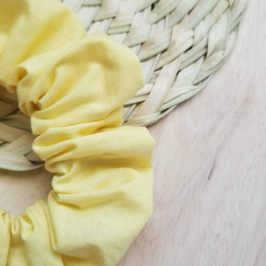 Scrunchie in Butter