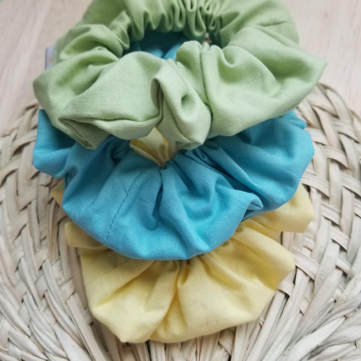 Scrunchie in Aqua