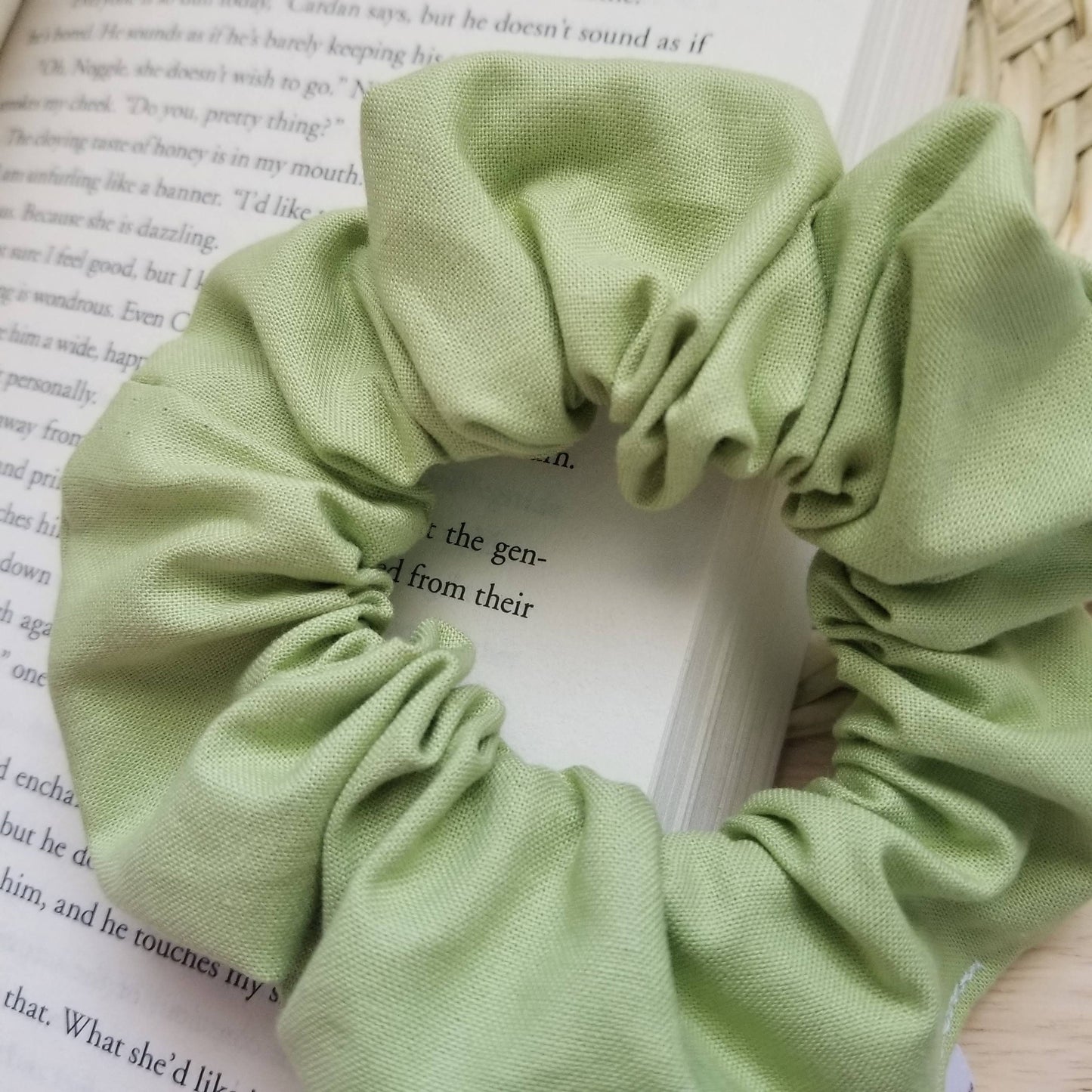 Scrunchie in Pistachio