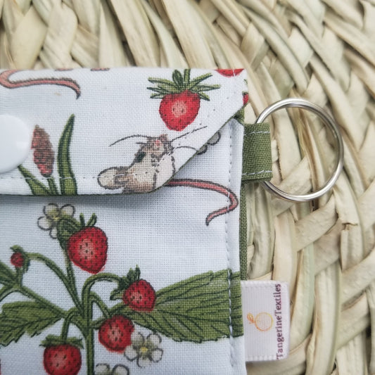 Original Keychain Wallet in Strawberry Stealer