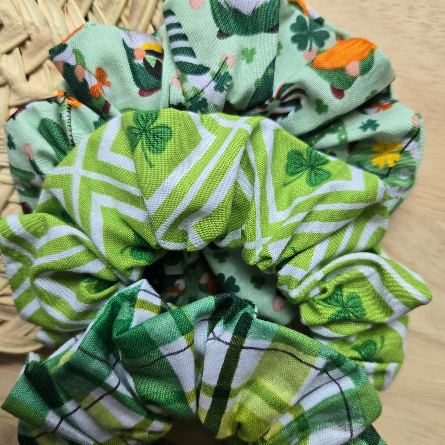 Scrunchie in Green Clover