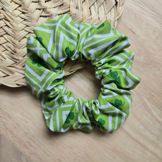 Scrunchie in Green Clover